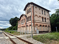 min 892 8.jpg